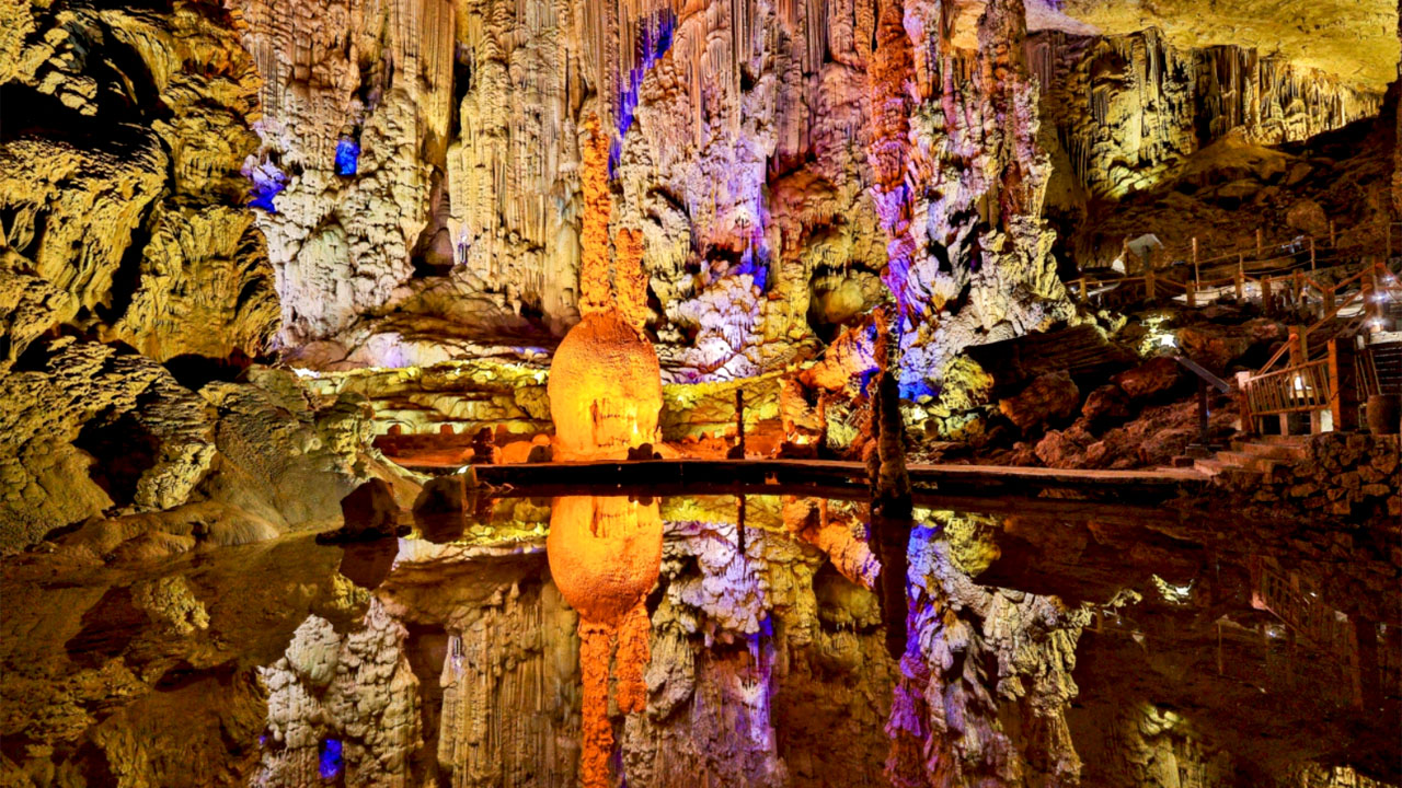 Zhijin Cave Scenic Area